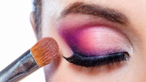 Вечерний макияж: как сделать его правильно и какие нюансы стоит учесть?