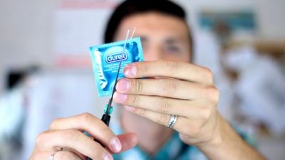Что делать, если порвался презерватив