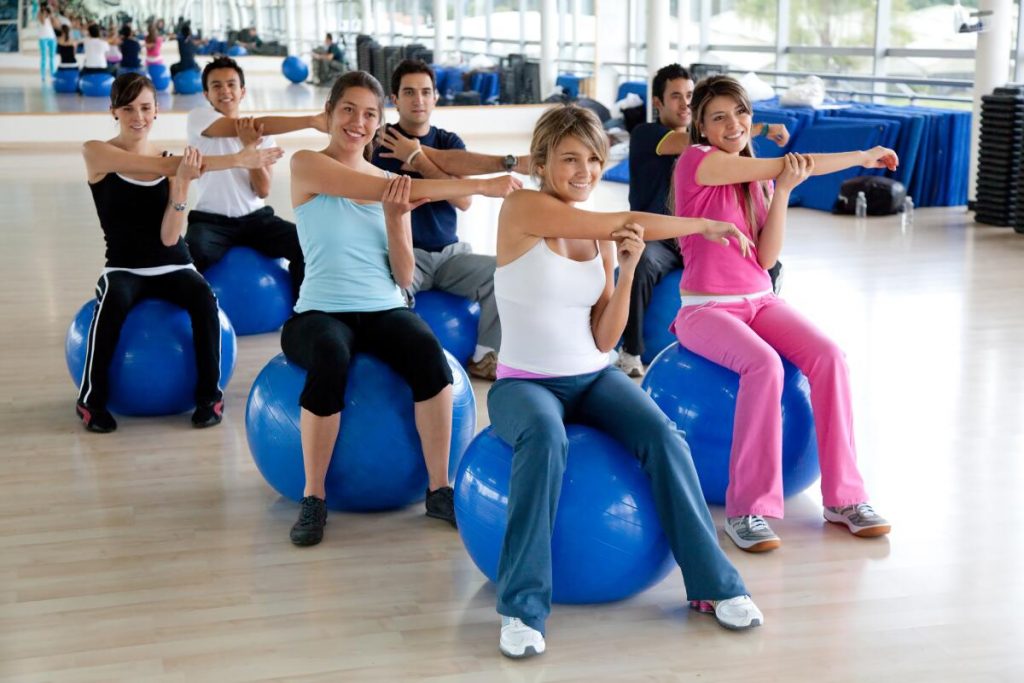 Эффективные занятия аэробикой, ритмичные упражнения при похудении